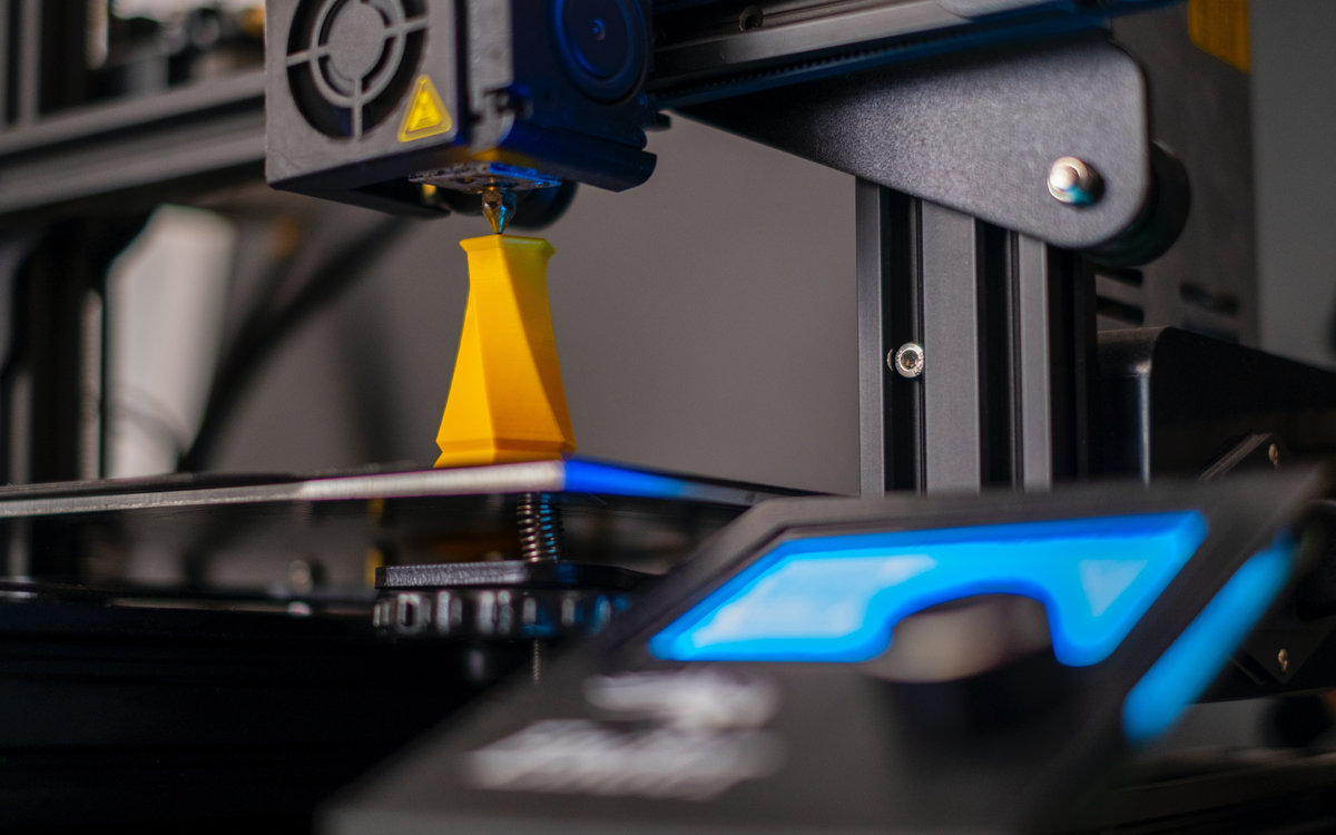 Impressora 3D em funcionamento
